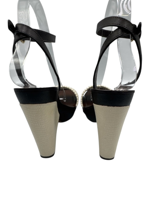 Tory Burch Shoe Size 6.5 Brown & White Leather Ankle Buckle Wood Sole Sandals Brown & White / 6.5