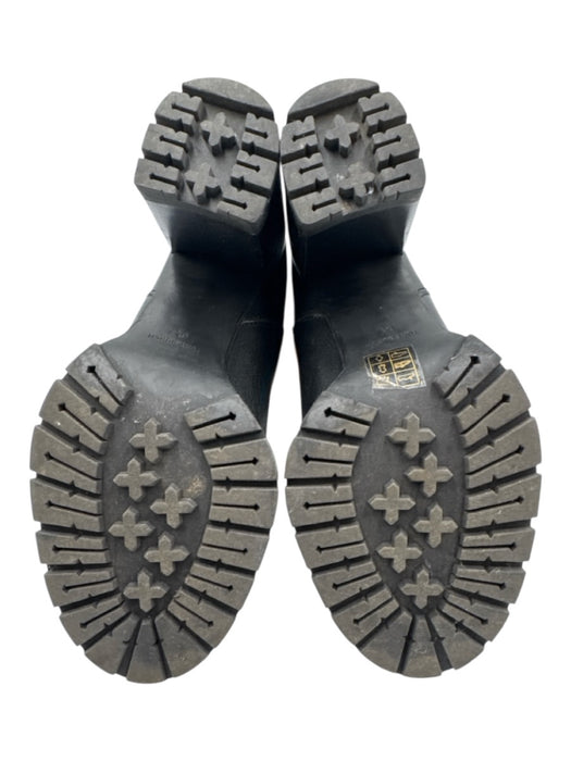 Tory Burch Shoe Size 6.5 Black Leather Upper Pull Tabs Chelsea Elastic Booties Black / 6.5
