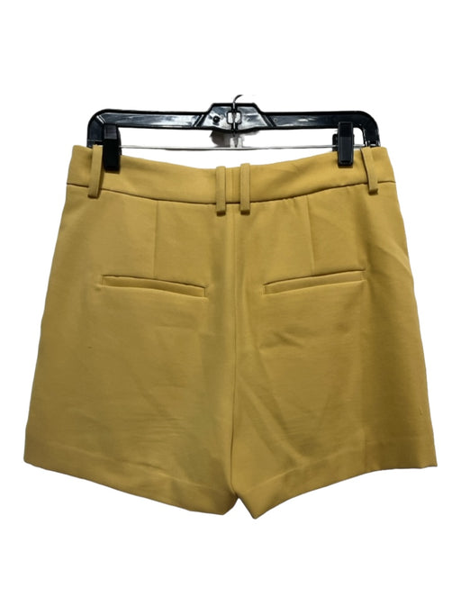 Vince Size 6 Yellow Polyester Zip Fly Pleated Shorts Yellow / 6