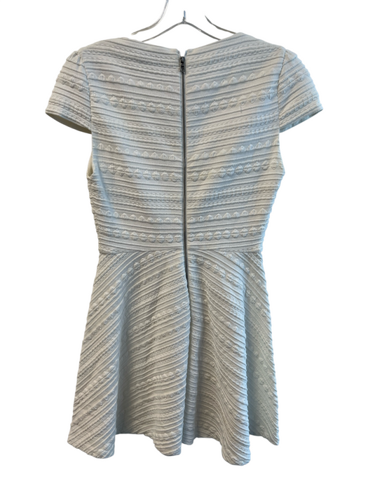 Alice + Olivia Size Est XS Cream Cotton Blend Round Neck Back Zip Textured Dress Cream / Est XS