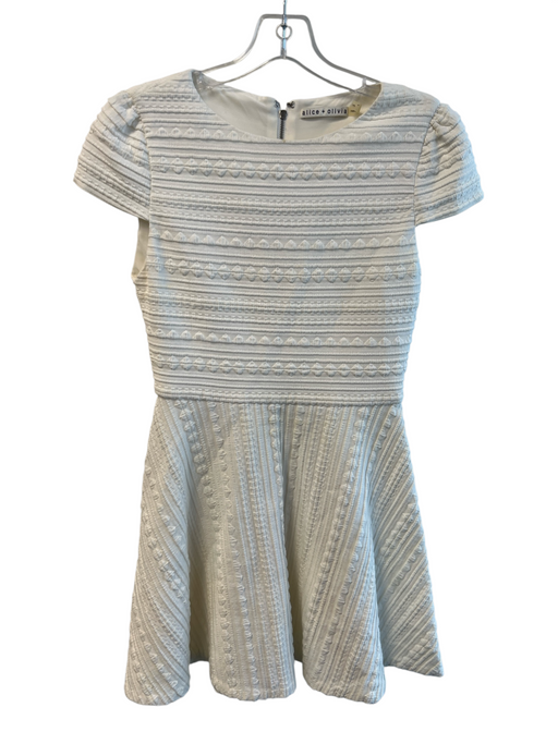 Alice + Olivia Size Est XS Cream Cotton Blend Round Neck Back Zip Textured Dress Cream / Est XS