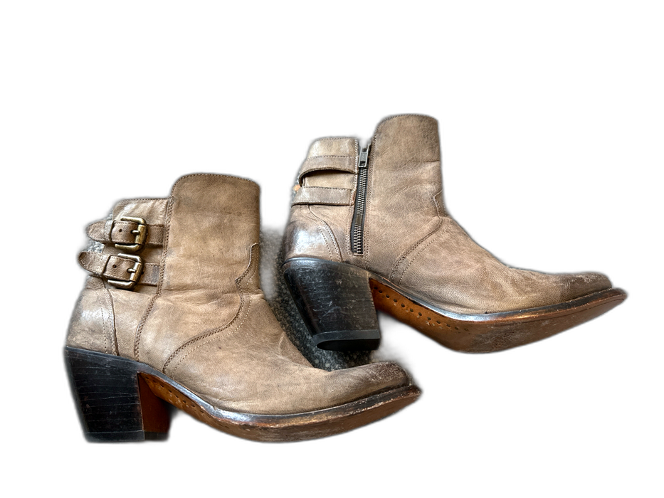Lucchese Shoe Size 9.5 Taupe Leather Side Zip Buckles Block Heel Booties Taupe / 9.5
