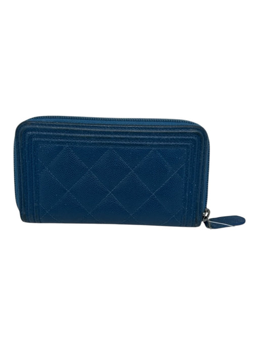 Chanel Blue Leather Zip Close Quilted Box & Bag Inc. Wallets Blue