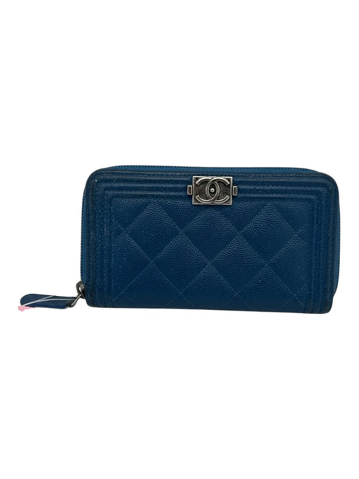 Chanel Blue Leather Zip Close Quilted Box & Bag Inc. Wallets Blue