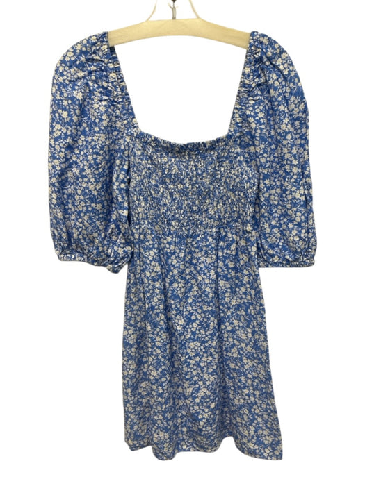 Tuckernuck Size Small Blue & White Linen Blend Short Puff Sleeve Floral Dress Blue & White / Small