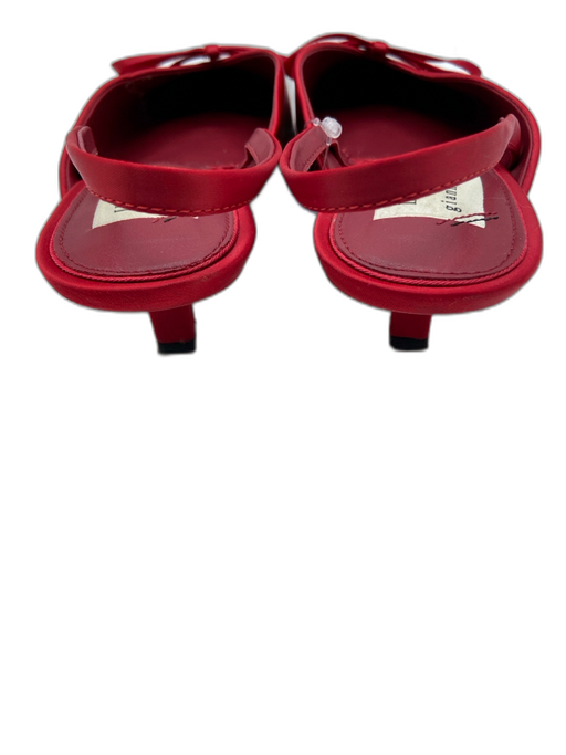 Lilly Sisto for Gianni Bini Shoe Size 7.5 Red textile upper Bow detail Pumps Red / 7.5