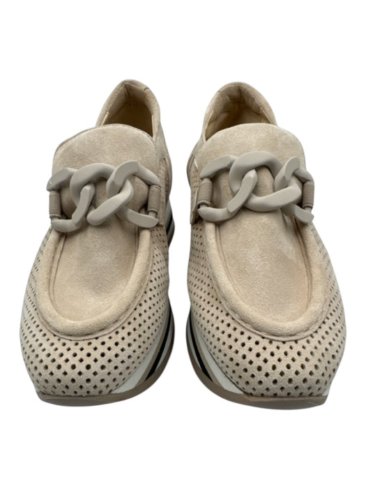 Soft Waves Shoe Size 38 Beige, White & Black Suede Perforated Round Toe Flats Beige, White & Black / 38