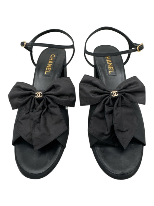 Chanel Shoe Size 41 Black Silk crystal cc Bow Ankle Strap Block heel Sandals Black / 41