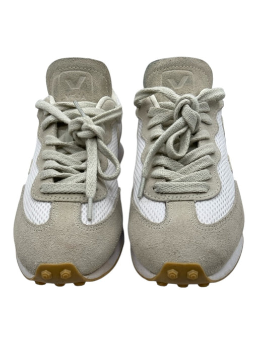 Veja Shoe Size 6 White & Gray Synthetic Knit Suede Round Toe Lace Up Sneakers White & Gray / 6