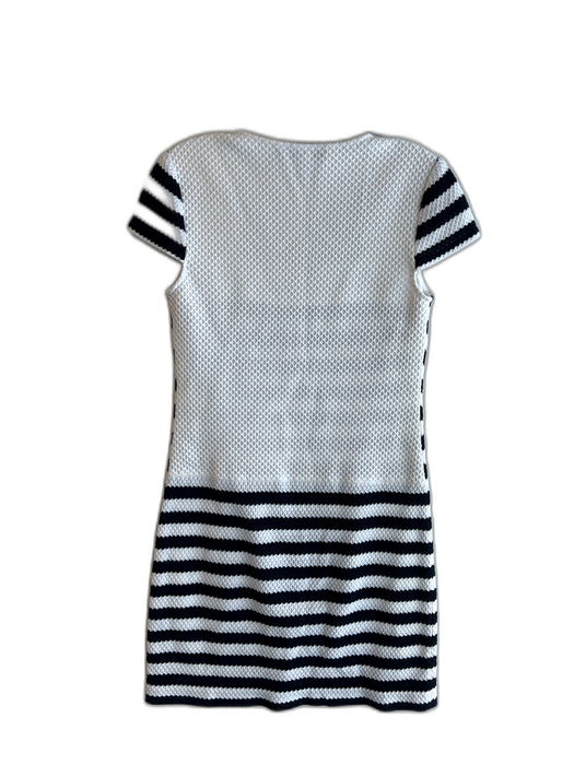 Diane Von Furstenberg Size 4 White & Black Striped Short Sleeve Unlined Dress White & Black / 4