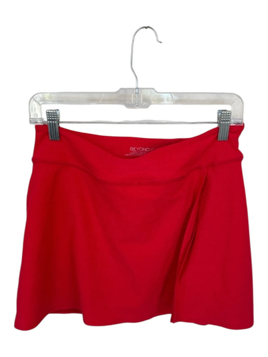 Beyond Yoga Size M Red Polyester Blend Waist Band Slit Athletic Skort Red / M