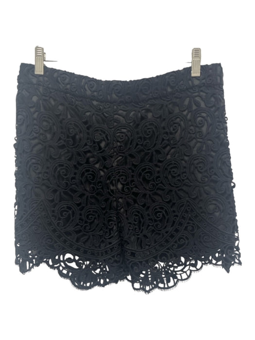 Burberry Size 6 Black Cotton Blend Lace Overlay Side Zip Scalloped Edge Shorts Black / 6
