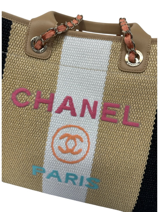 Chanel Beige, Black, White, Multi Raffia & Leather Snap Closure Tote Bag Bag Beige, Black, White, Multi / M/L