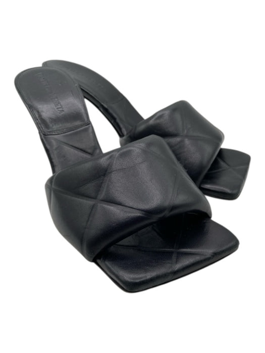 Bottega Veneta Shoe Size 37 Black Leather Upper Quilted Square Toe Mule Sandals Black / 37
