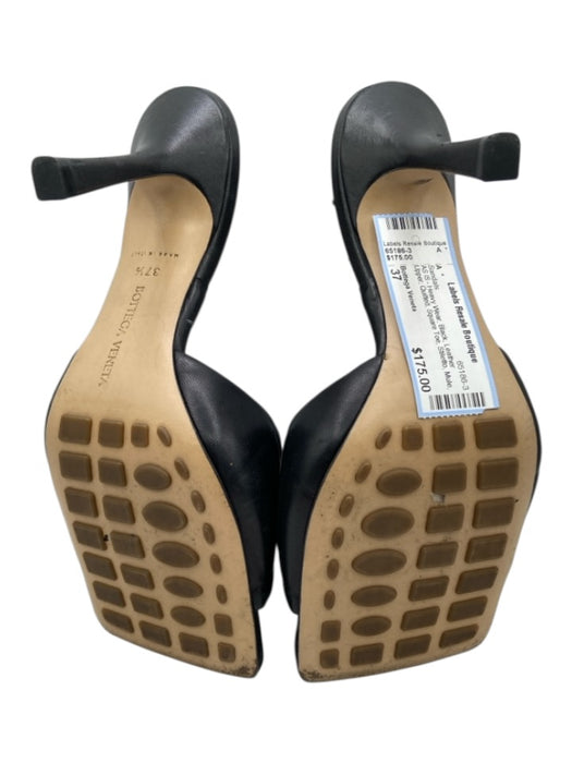 Bottega Veneta Shoe Size 37 Black Leather Upper Quilted Square Toe Mule Sandals Black / 37