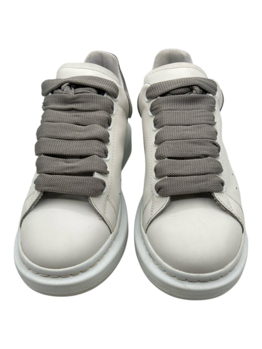 Alexander McQueen Shoe Size 39 White & Gray Leather Low Top Lace Up Sneakers White & Gray / 39