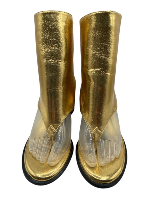AZALEA WANG Shoe Size 7 Gold Leather Metallic Stacked Block Heel Thong Sandals Gold / 7