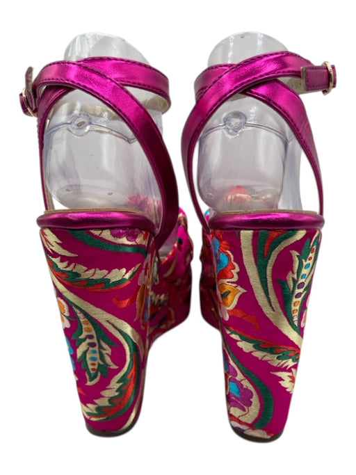 AZALEA WANG Shoe Size 7.5 Magenta & Multi Faux Leather Platform Brocade Sandals Magenta & Multi / 7.5
