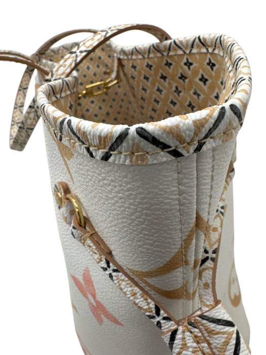 Louis Vuitton White, Pink, Peach Coated Canvas Monogram floral lining Bag White, Pink, Peach / MM