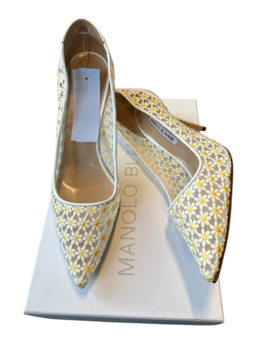 Manolo Blahnik Shoe Size 39 White & yellow Leather Mesh Stiletto Pumps White & yellow / 39