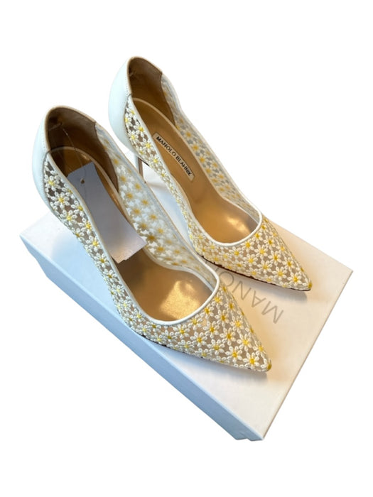 Manolo Blahnik Shoe Size 39 White & yellow Leather Mesh Stiletto Pumps White & yellow / 39