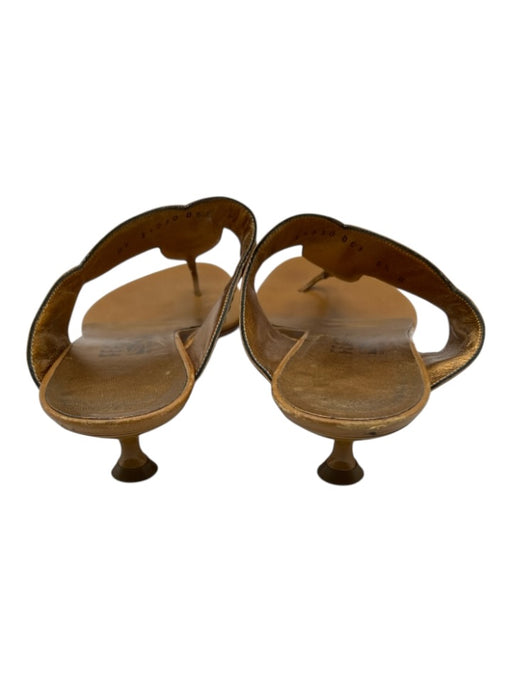 Ferragamo Shoe Size 6.5 Tan & Gold Leather Metallic Detail Thong Vintage Pumps Tan & Gold / 6.5