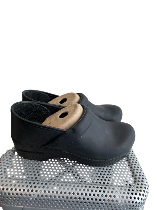 Dansko Shoe Size 40 Black Leather Slip On Clog Low Heel Shoes Black / 40