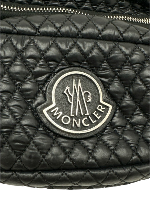 Moncler Black Polyamide Leather trim Quilted Logo Belt Bag Bag Black