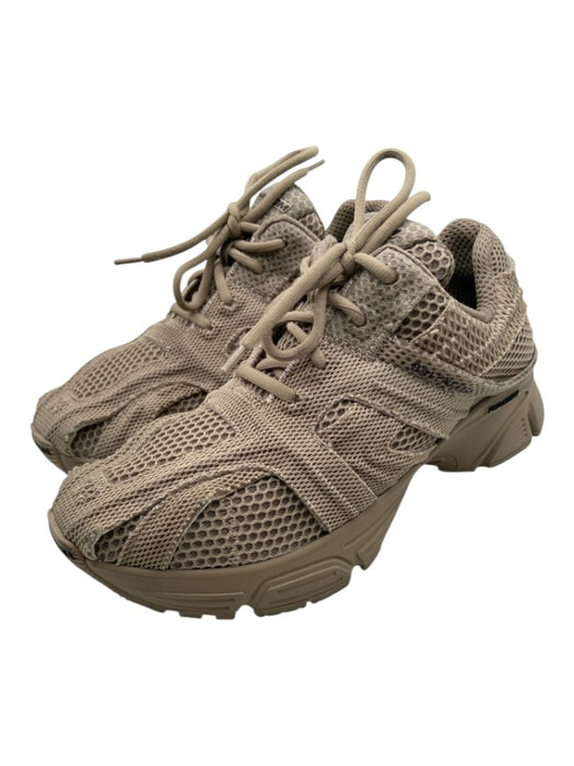 Balenciaga Shoe Size 9 Beige Synthetic Low Top Trainer Sneakers Beige / 9