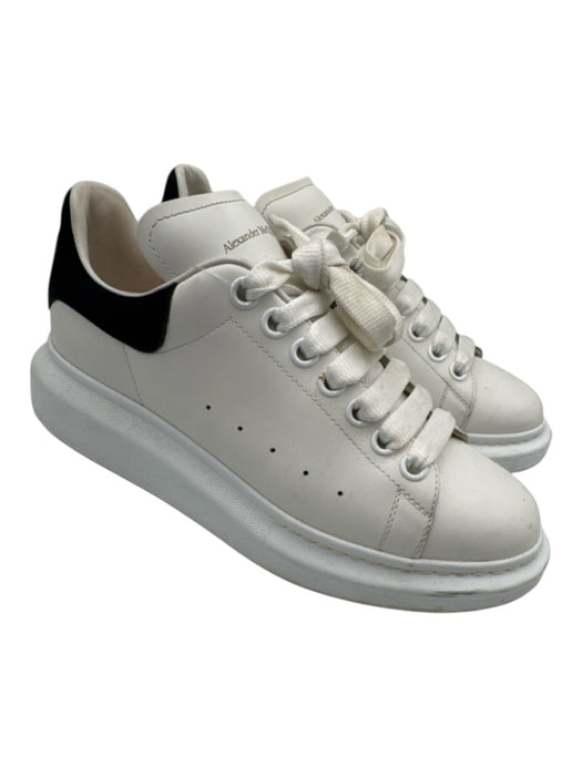 Alexander McQueen Shoe Size 39.5 White & Black Leather Lace Up Platform Sneakers White & Black / 39.5