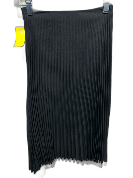 Valentino Size 2 Charcoal Gray Polyester Side Zip Knee Length Skirt Charcoal Gray / 2