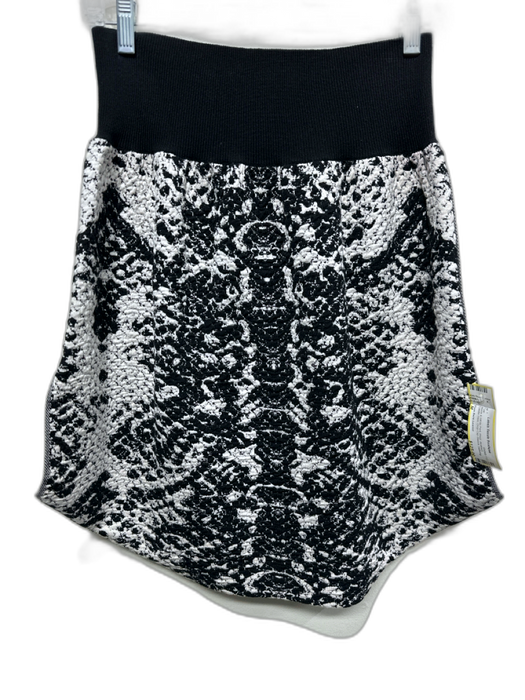 Yves Saint Laurent Size M Black & White Print Wool Abstract Elastic Hem Top Black & White Print / M