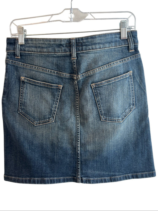 Burberry Size 6 Medium Wash Cotton Denim Zip Fly 5 Pocket Silver hardware Skirt Medium Wash / 6