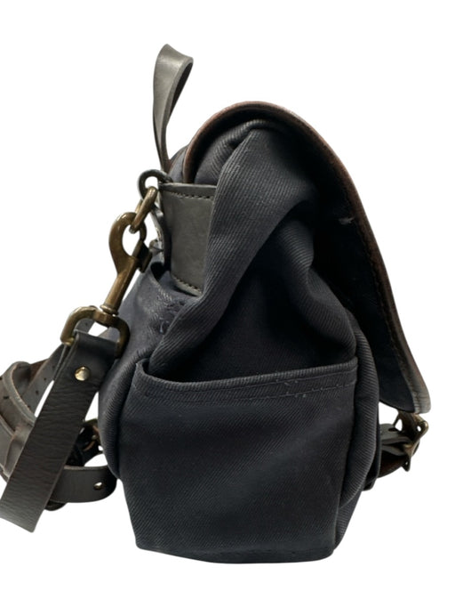 Filson Navy Blue Cotton & Leather Twill Buckle Close Flap Top Messenger Bag Navy Blue