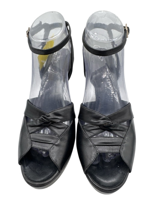 Celine Shoe Size 40B Black Leather Upper Twist Detail Ankle Buckle Sandals Black / 40B