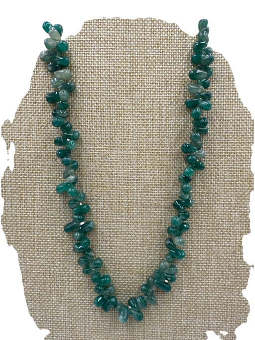 Green Semi - Precious Stones Bead Hook Clasp Necklace Green