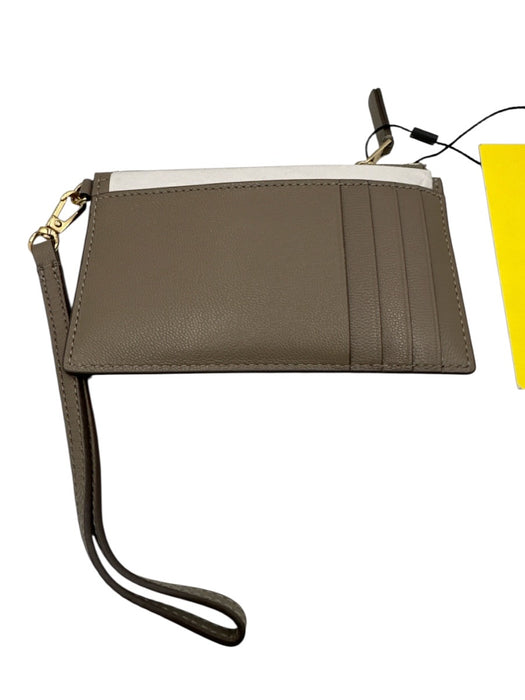 Marc Jacobs Greige Leather Zip Top Side Slots Removable Strap Wallets Greige