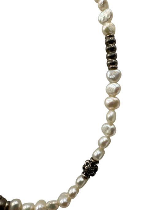 White & Silver Freshwater Pearl Metal Beads Choker Hook & Eye Closure Necklace White & Silver