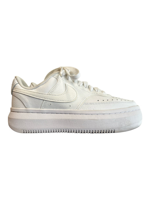 Nike Shoe Size 6 White Leather Low Top lace up Perforated Sneaker Shoes White / 6