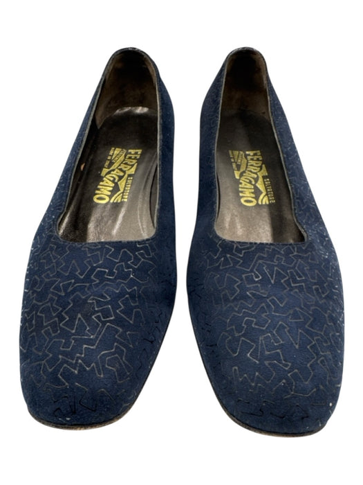 Salvatore Ferragamo Shoe Size 9.5 Navy & Black Leather Stacked Heel Suede Pumps Navy & Black / 9.5
