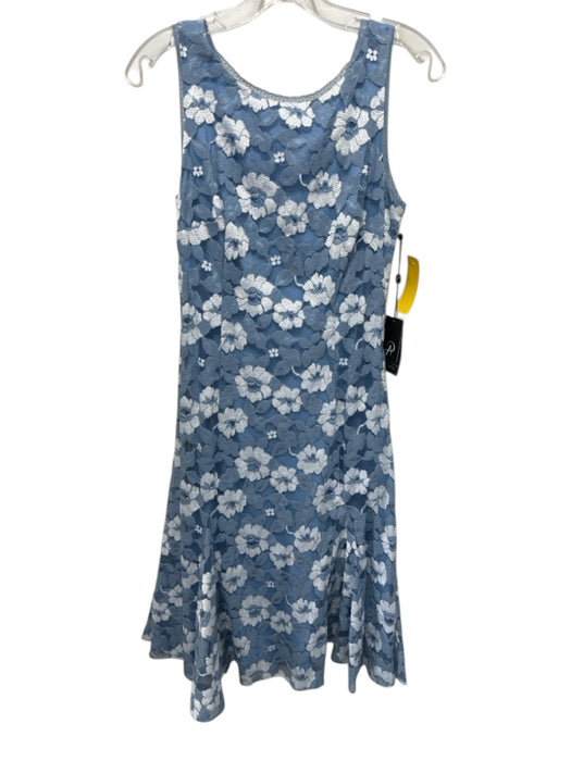 Adriana Papell Size 4 Light blue & white Polyester Blend Sleeveless Dress Light blue & white / 4