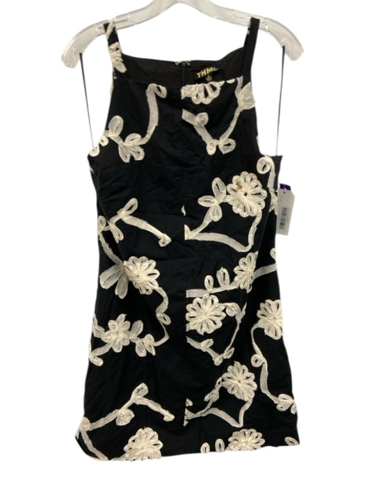 THML Size M Black & White Cotton Sleeveless Floral Applique Knee length Dress Black & White / M