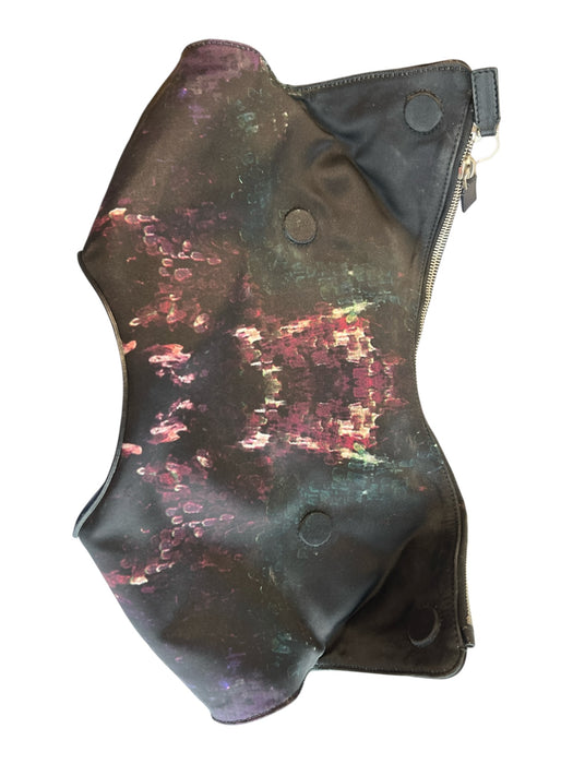 Alexander McQueen Black & Maroon Satin Top Zipper Magnetic Clutch Bag Black & Maroon / Small