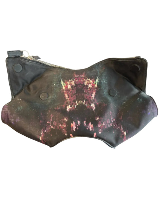 Alexander McQueen Black & Maroon Satin Top Zipper Magnetic Clutch Bag Black & Maroon / Small