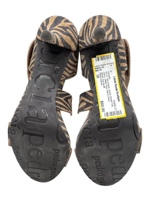 Pedro Garcia Shoe Size 38 Tan & black Suede Round Toe Zebra Kitten Heel Sandals Tan & black / 38