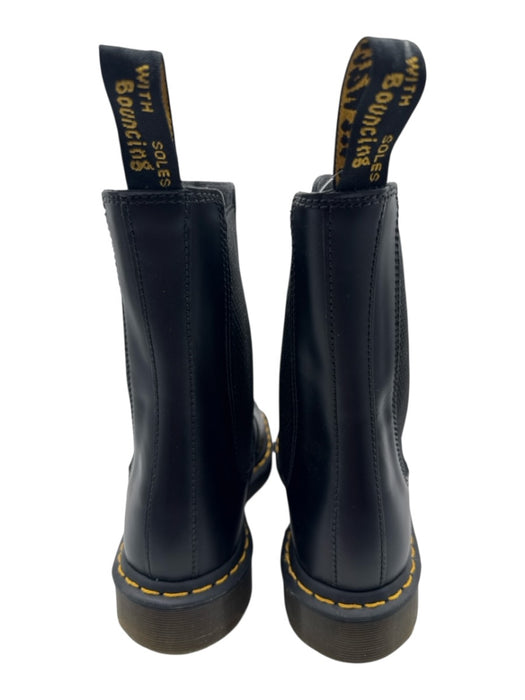 Dr. Martens Shoe Size 8 Black Leather Chelsea Boots Black / 8