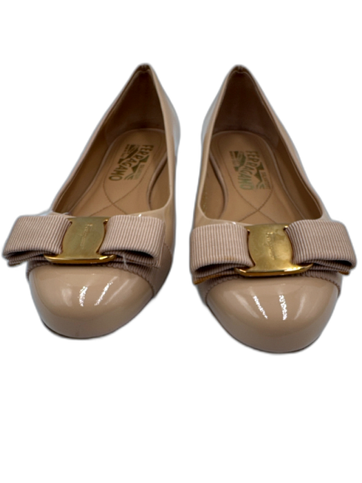 Salvatore Ferragamo Shoe Size 5 Beige Patent Leather Bow Round Toe Flats Beige / 5