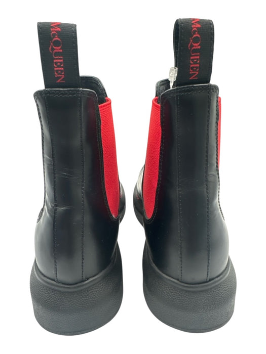 Alexander McQueen Shoe Size 38 Black & Red Leather Color Block Pull On Booties Black & Red / 38