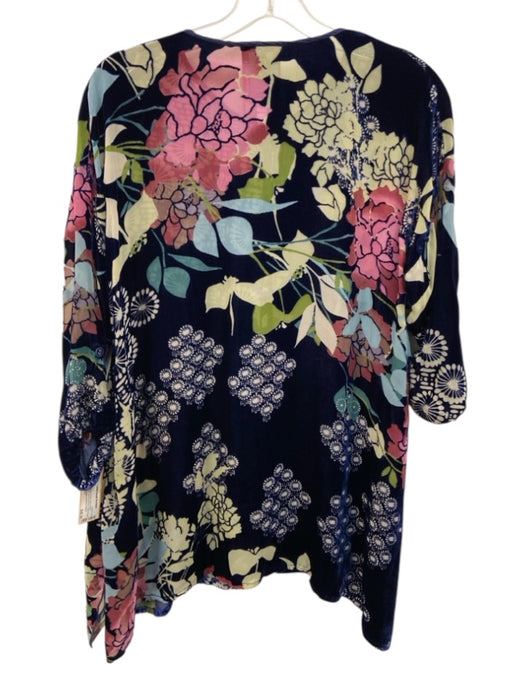 Johnny Was Size XS Blue & Multi Rayon & Silk Velvet Burnout Button Front Top Blue & Multi / XS