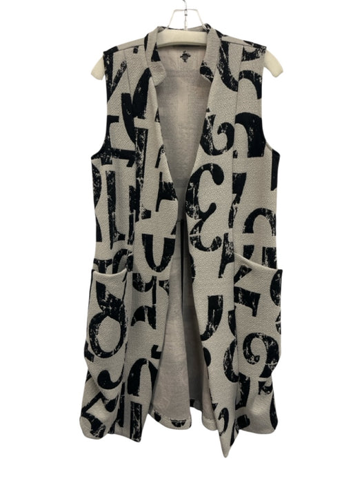 Chalet et Ceci Size S Taupe Gray & Black Polyester Blend Abstract Text Jacket Taupe Gray & Black / S